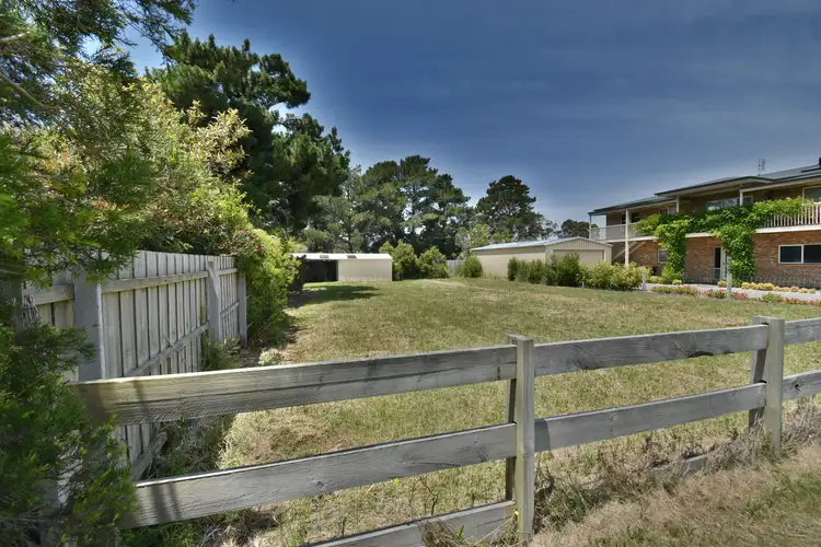 10 Keane Street, Port Welshpool VIC 3965