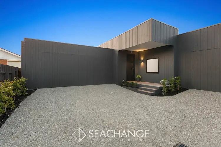 2/8 Koorong Avenue, Rosebud VIC 3939