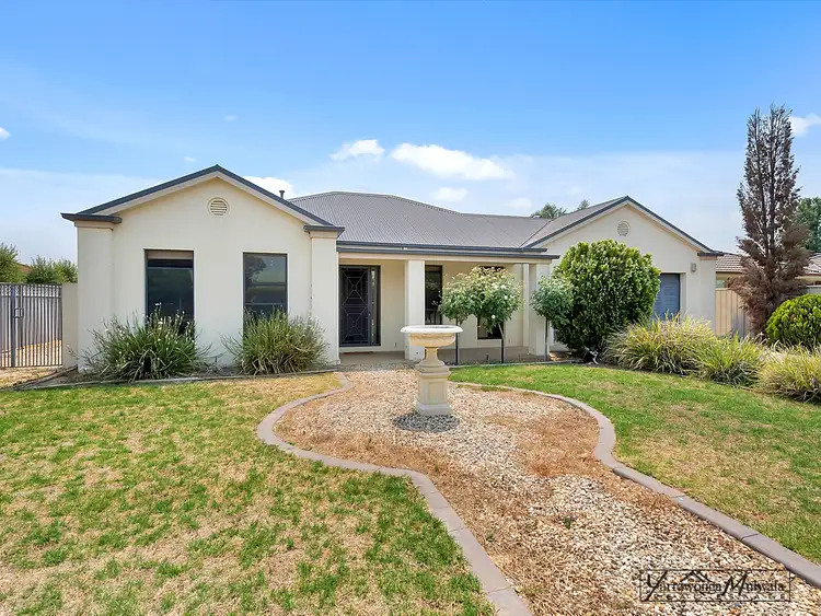 14 Campbellfield Drive, Yarrawonga VIC 3730