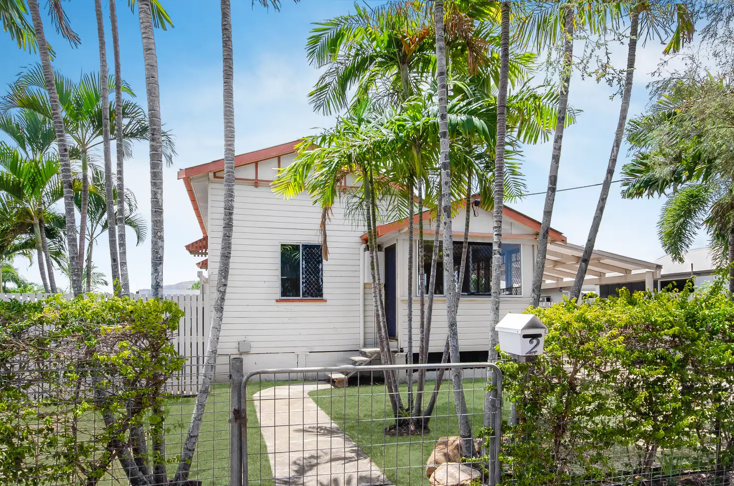 Main view of Homely house listing, 2 Vivian Street, Pimlico QLD 4812
