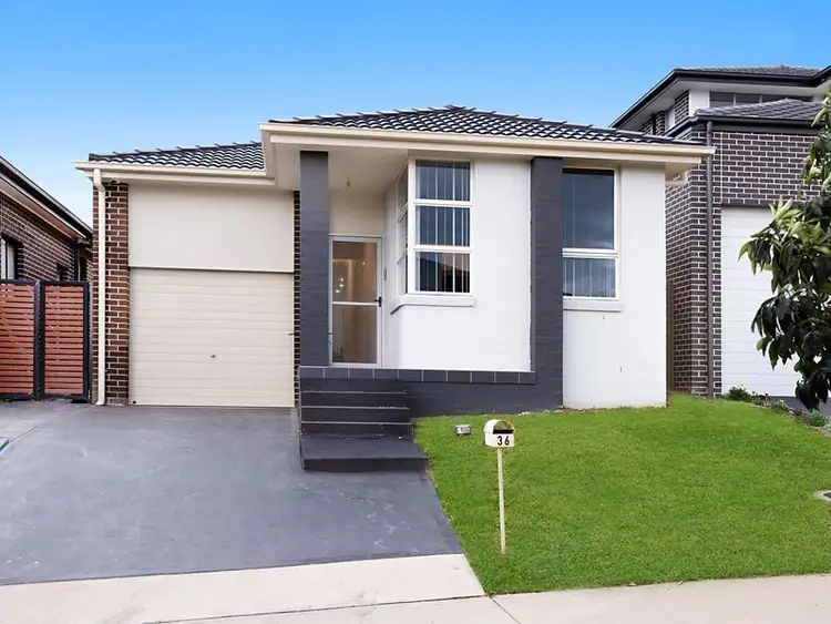 36 Flagship Ridge, Jordan Springs NSW 2747