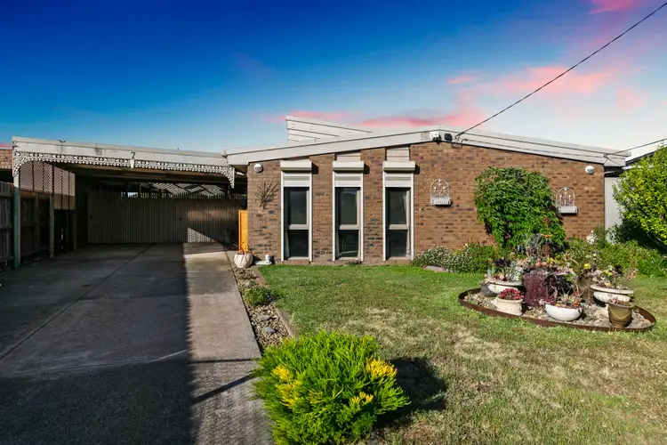 7 Bayliss Road, Deer Park VIC 3023