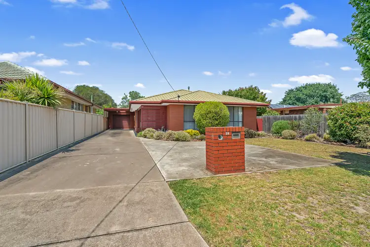 32 Turnbull Street, Sale VIC 3850