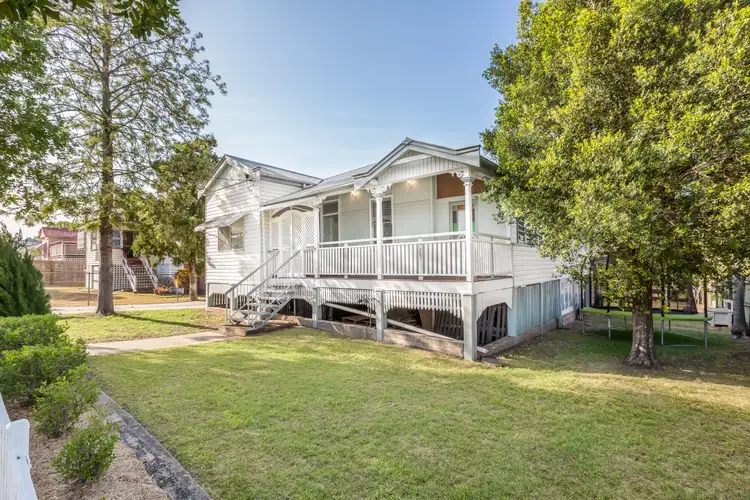 92 GLEBE ROAD, Newtown QLD 4305