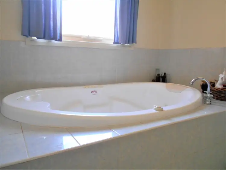 Fourth view of Homely house listing, 6 Parkin Street, Allendale VIC 3364