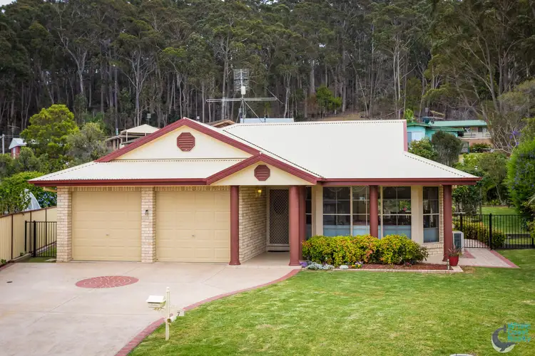 7 Cove Court, North Narooma NSW 2546