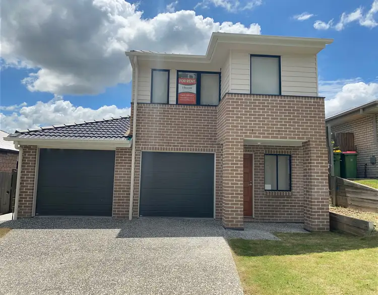 2/10 Weston Court