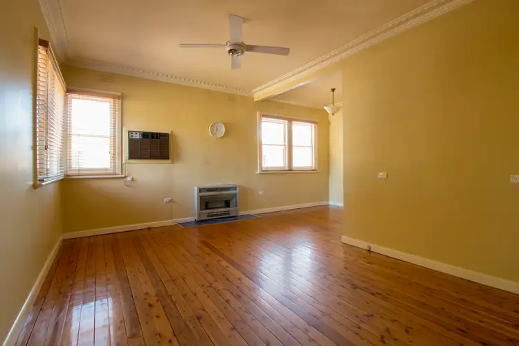 Third view of Homely townhouse listing, 1/1013 Wewak Street, North Albury NSW 2640