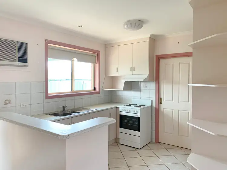 1/7 Bundoora Avenue