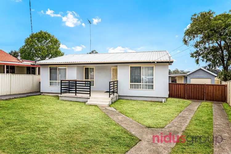 7 Bataan Place, Lethbridge Park NSW 2770