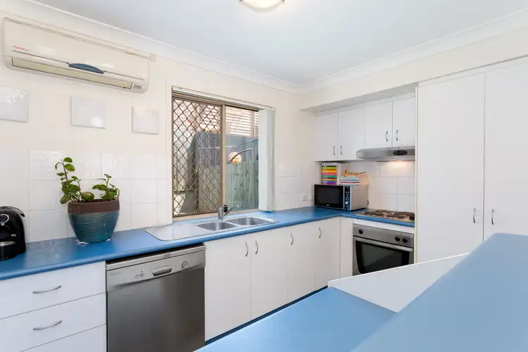 Fifth view of Homely unit listing, 2/56 FLEET DRIVE, Kippa-ring QLD 4021