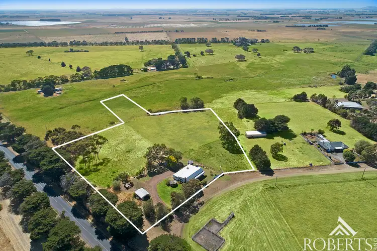 Second view of Homely rural property listing, 3 Pound Lane, Mortlake VIC 3272