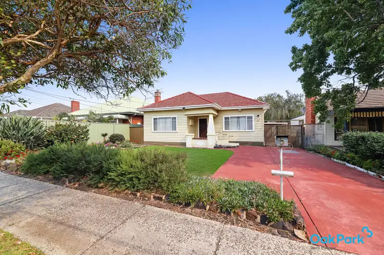 Main view of Homely house listing, 5 Kalang Road, Glenroy VIC 3046