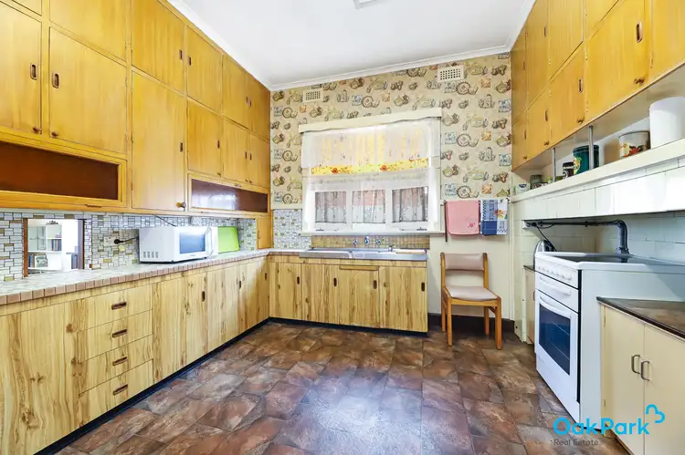 Fourth view of Homely house listing, 5 Kalang Road, Glenroy VIC 3046