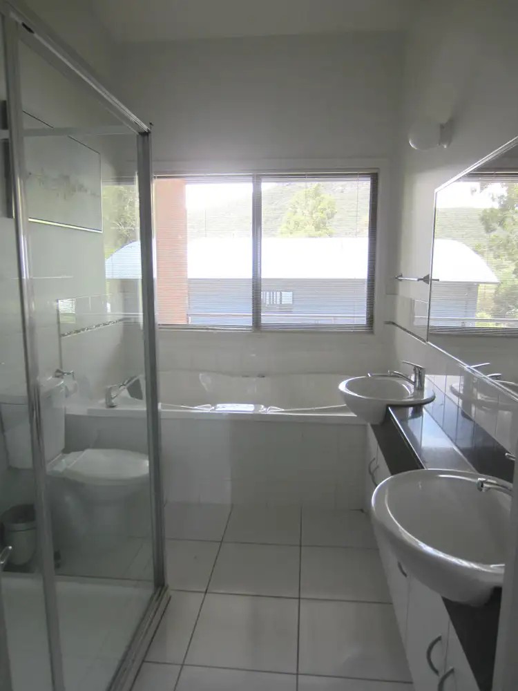 Fourth view of Homely townhouse listing, 5/194 Grampians Road, Halls Gap VIC 3381