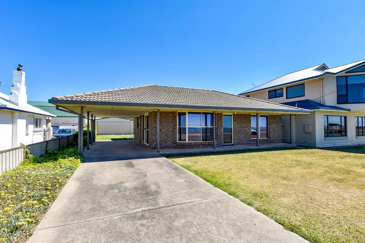 106 Sea Parade, Port Macdonnell SA 5291
