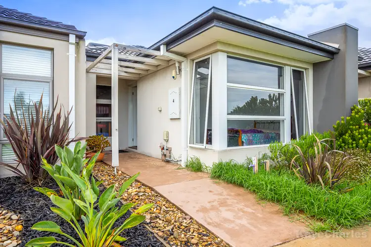 4 Moorcroft Terrace, Officer VIC 3809