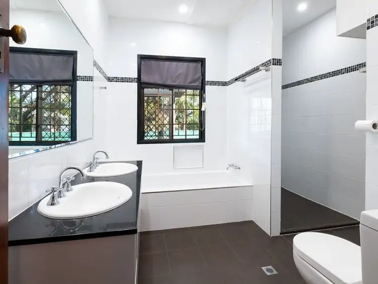 48 Powers Road, Muirlea QLD 4306