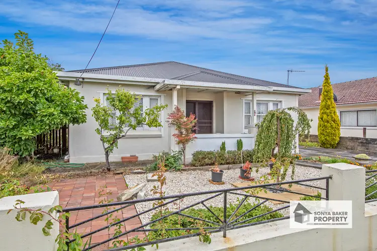 52 Saunders Street, Wynyard TAS 7325