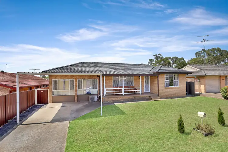 16 Mynah Close