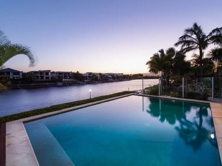 10 Coomera Ct