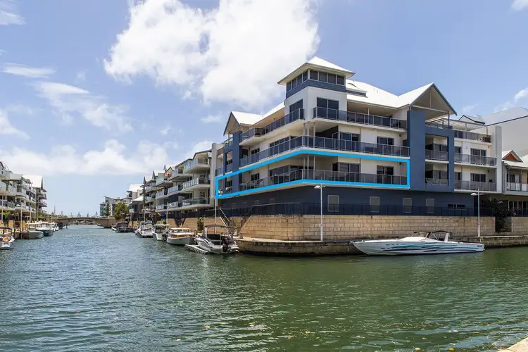 2/7 Florian Mews, Mandurah WA 6210