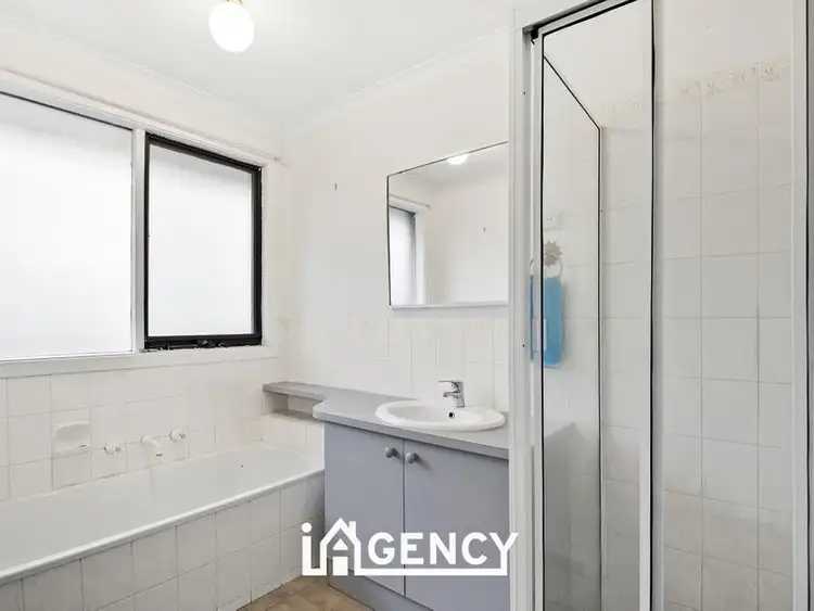 Sixth view of Homely house listing, 8 Moya Close, Endeavour Hills VIC 3802