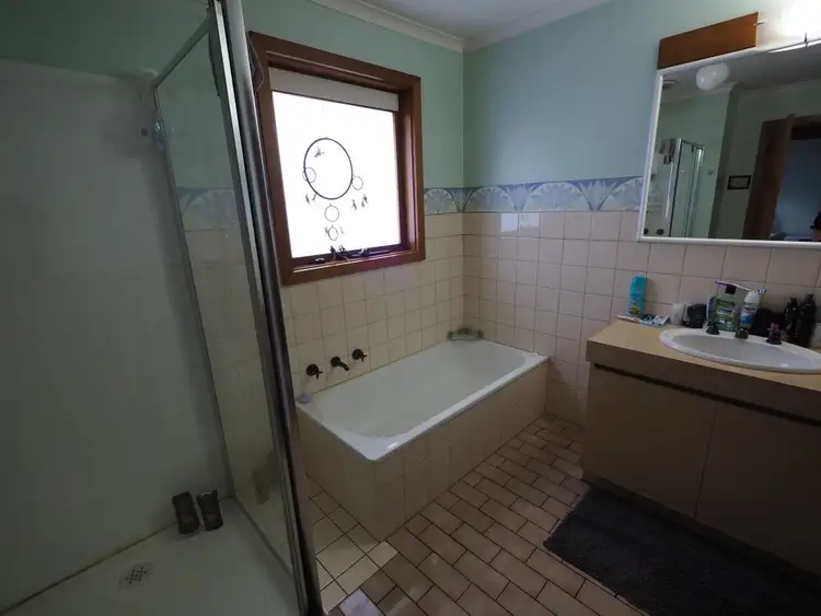 Seventh view of Homely unit listing, 53 Dell Circuit, Morwell VIC 3840