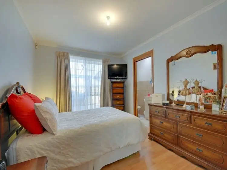 Sixth view of Homely house listing, 32 Bunyip Court, Morwell VIC 3840