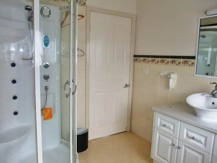 Sixth view of Homely house listing, 1 Moira Street, Morwell VIC 3840