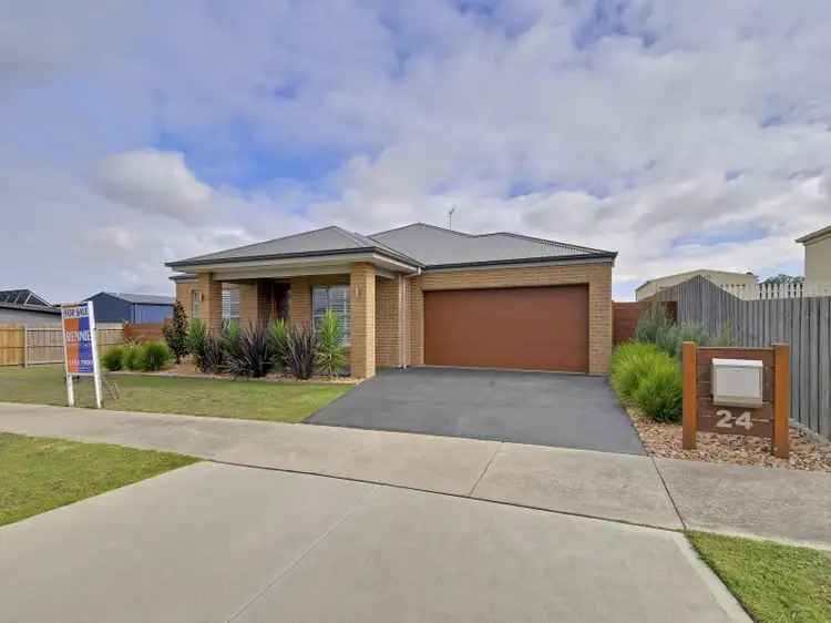 24 Ashley Avenue, Morwell VIC 3840
