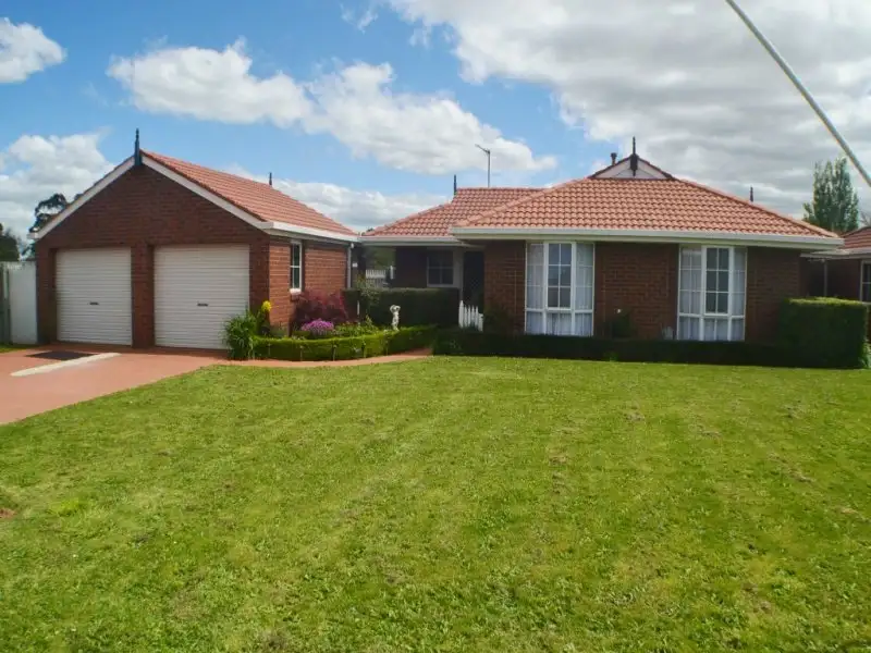 Main view of Homely townhouse listing, 2/1 Johnstone Street, Thorpdale VIC 3835