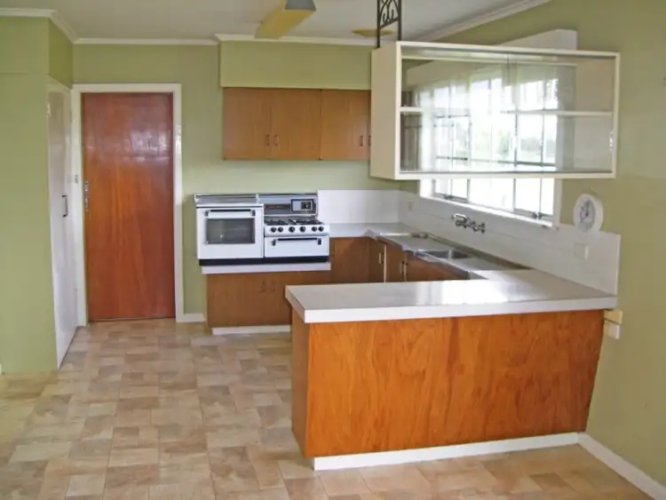 Fourth view of Homely house listing, 10 Henry Street, Yinnar VIC 3869