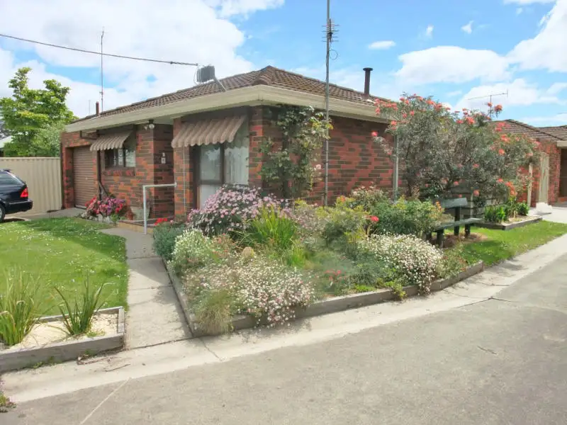 Main view of Homely unit listing, 1/11 Keegan, Morwell VIC 3840