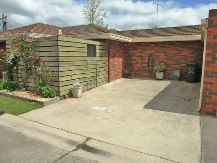 Sixth view of Homely unit listing, 1/11 Keegan, Morwell VIC 3840
