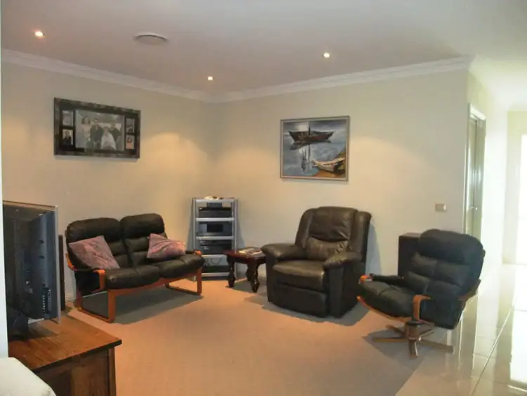 Third view of Homely townhouse listing, 1/5 Donegal Avenue, Traralgon VIC 3844