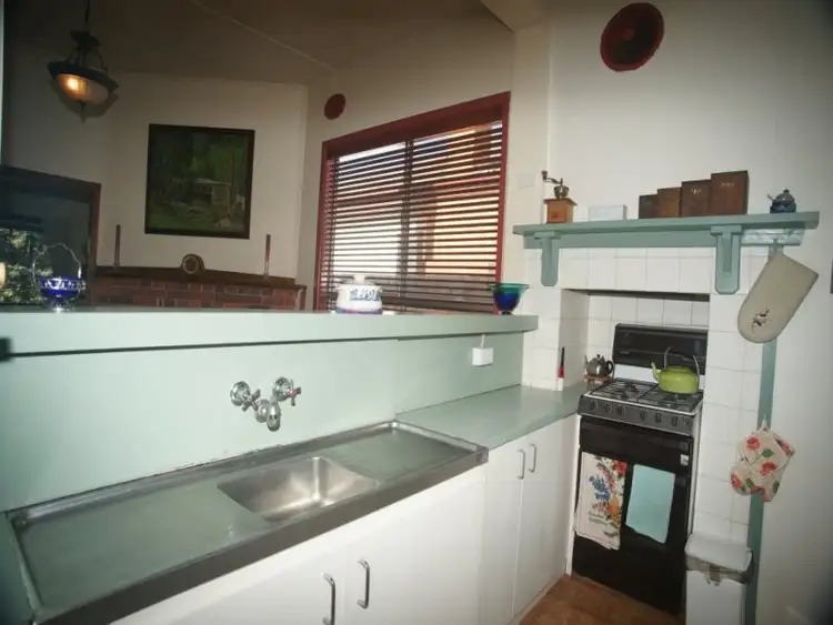Sixth view of Homely house listing, 31 Hopetoun Avenue, Morwell VIC 3840