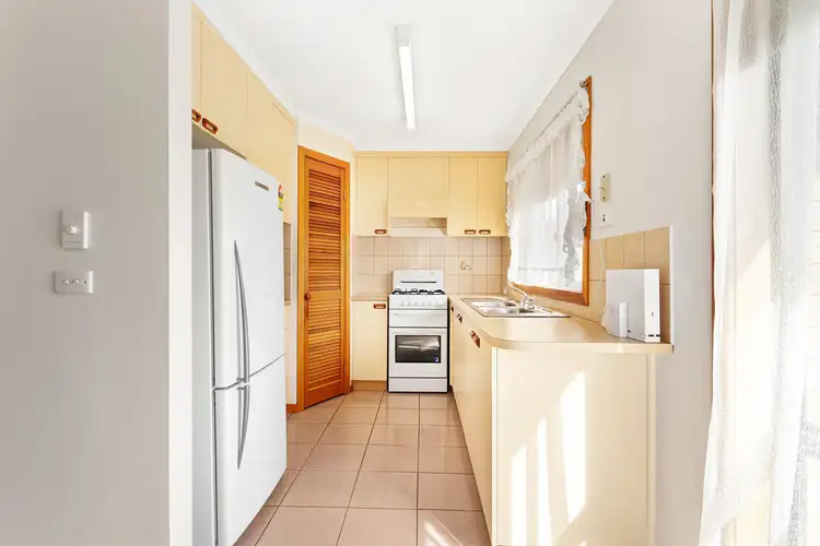 Fifth view of Homely unit listing, 1/10 Ann Street, Morwell VIC 3840