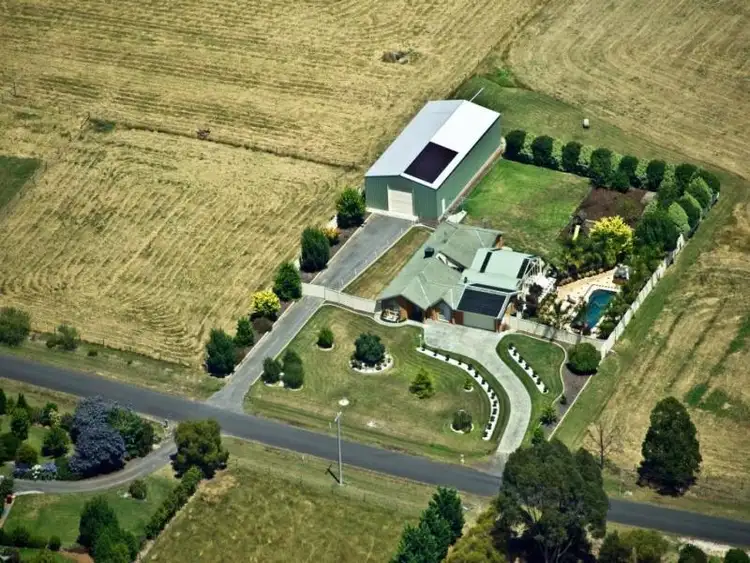70 Considine Drive, Yinnar VIC 3869