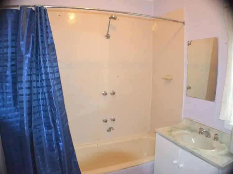Sixth view of Homely house listing, 1 Baillie Street, Yallourn North VIC 3825