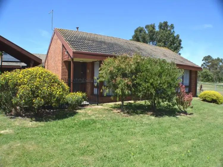53 Dell Circuit, Morwell VIC 3840