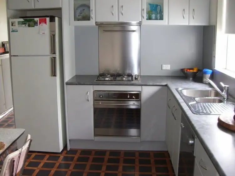Seventh view of Homely house listing, 3 Sinclair Avenue, Morwell VIC 3840