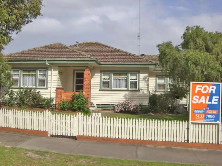 19 Joy Street, Morwell VIC 3840