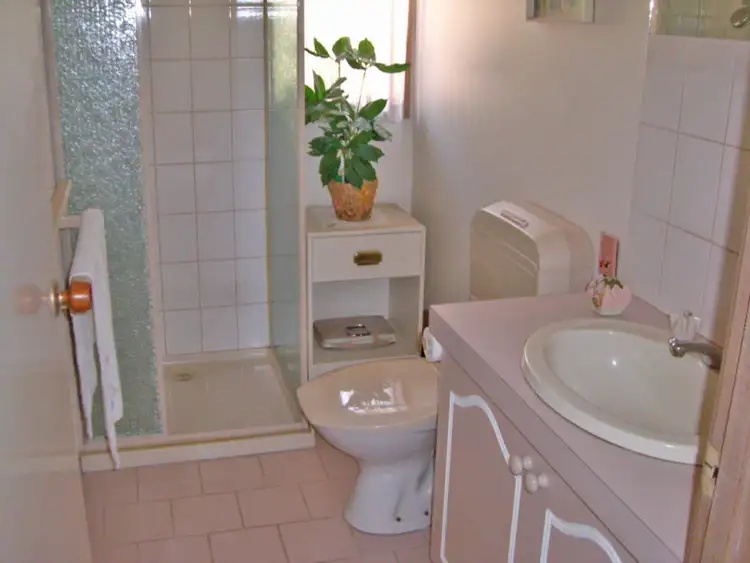 Fourth view of Homely unit listing, 1/1 Ann Street, Morwell VIC 3840