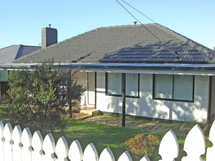 24 Stephenson Street, Morwell VIC 3840