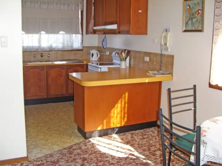 Fourth view of Homely unit listing, 2/7 Elgin Street, Morwell VIC 3840