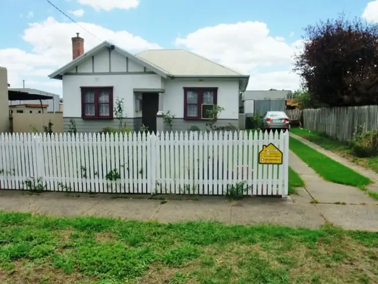 18 Avondale Road, Morwell VIC 3840