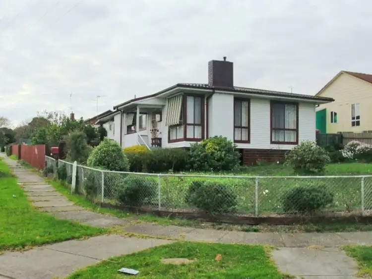 13 Donald Street, Morwell VIC 3840