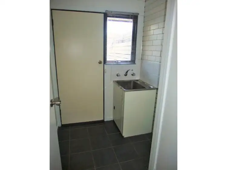 Sixth view of Homely unit listing, 2/19 Hopetoun Avenue, Morwell VIC 3840