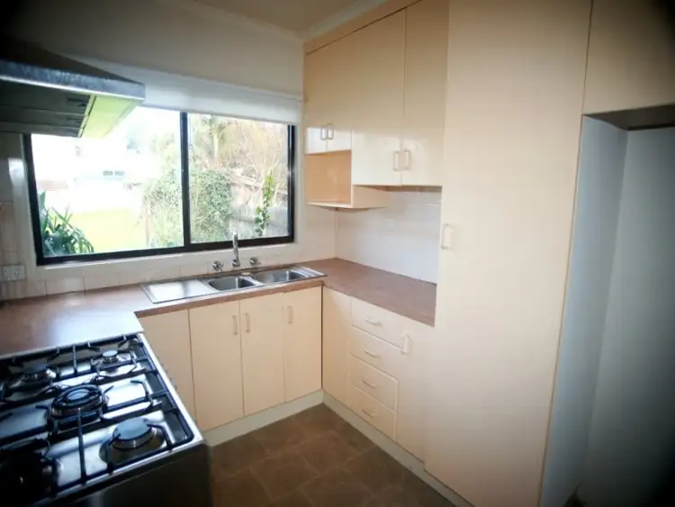 Fourth view of Homely house listing, 10 Porter Street, Morwell VIC 3840